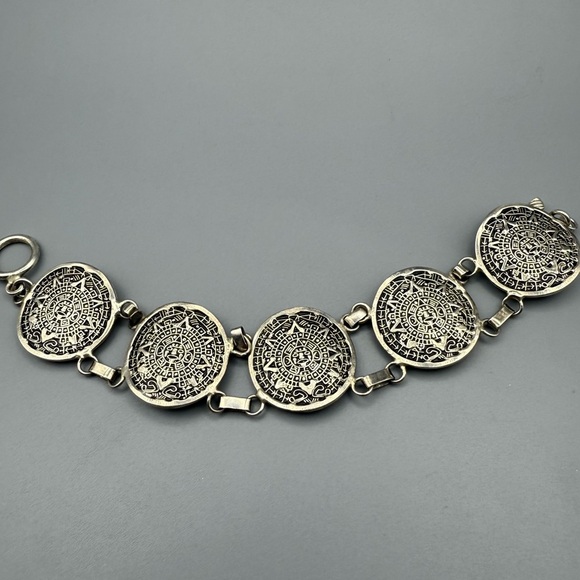Estate Aztec Sterling Silver Medallion Bracelet
24 GRAMS - Picture 5 of 5